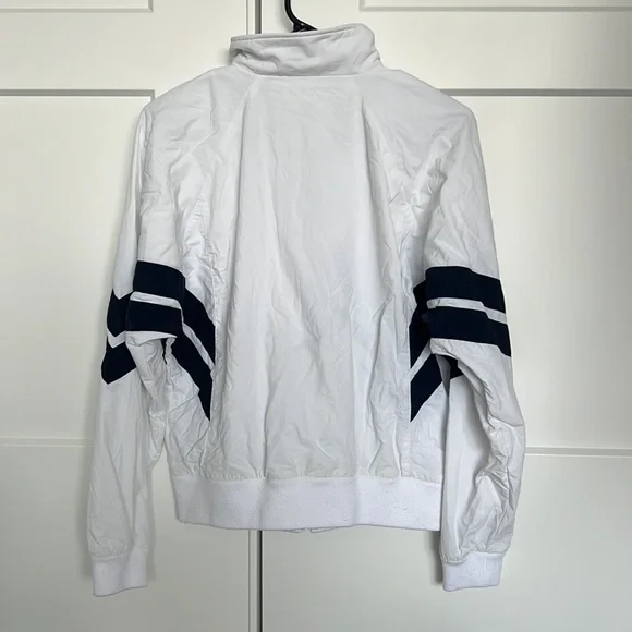 White Abercrombie & Fitch track jacket. Navy blue details and full zip up style - Picture 2 of 4